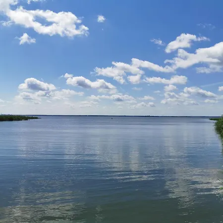 아파트 Spacious In Near