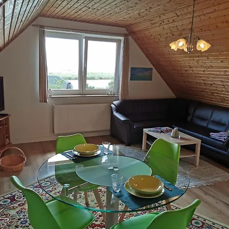 Apartment Spacious In Near