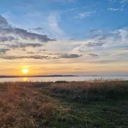 아파트 Spacious In Near