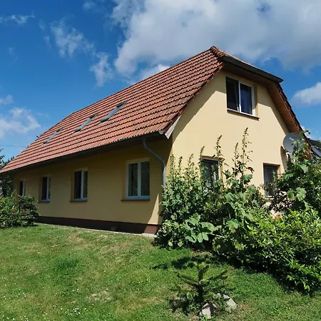 Spacious In Near Apartment Wilhelmshof